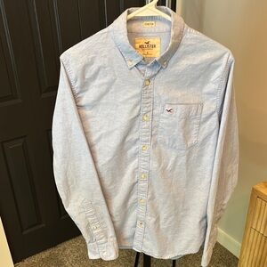 Hollister Men's Casual Light Blue Button-Down Shirt